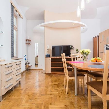 Apartament Avanti Krasków Εξωτερικό φωτογραφία