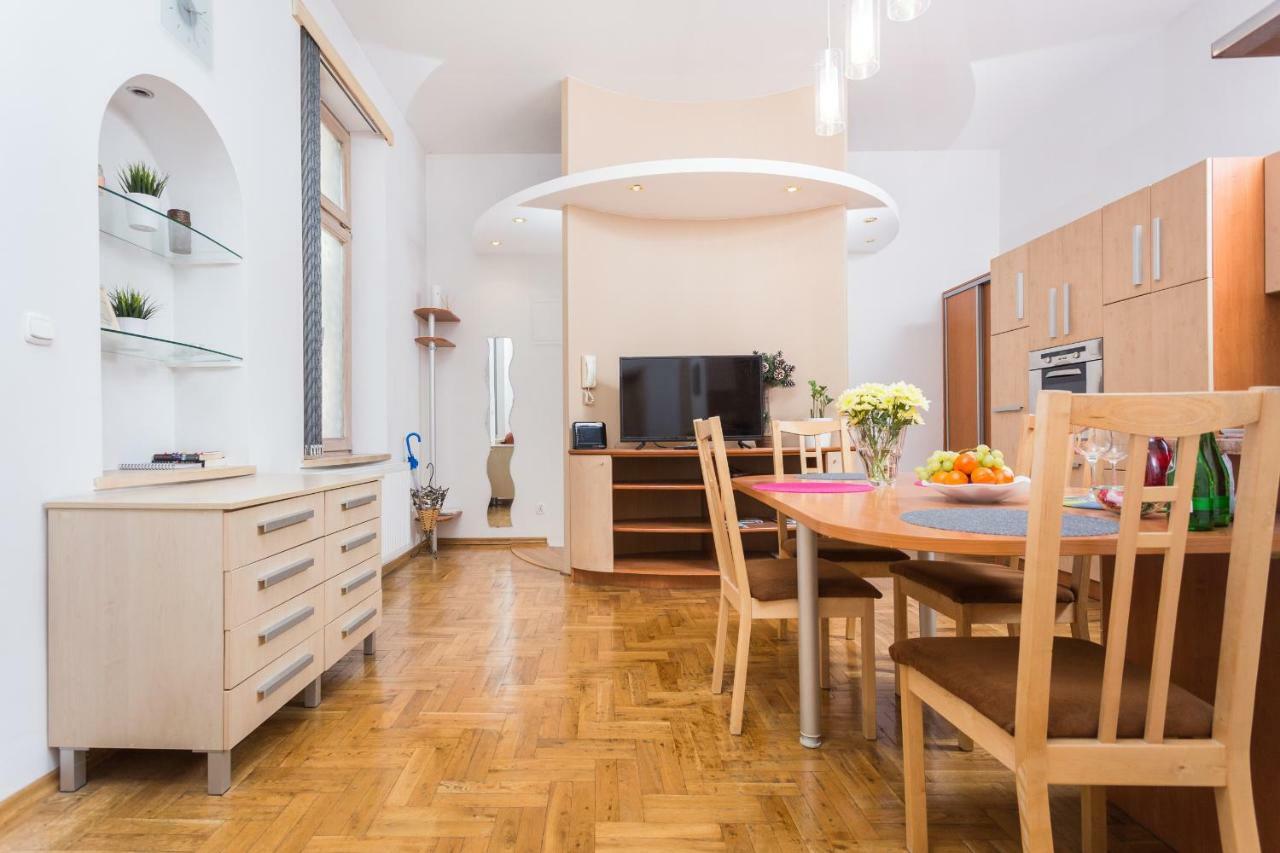 Apartament Avanti Krasków Εξωτερικό φωτογραφία
