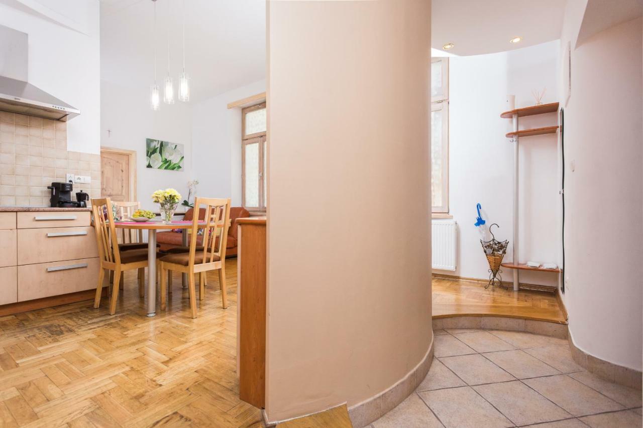 Apartament Avanti Krasków Εξωτερικό φωτογραφία