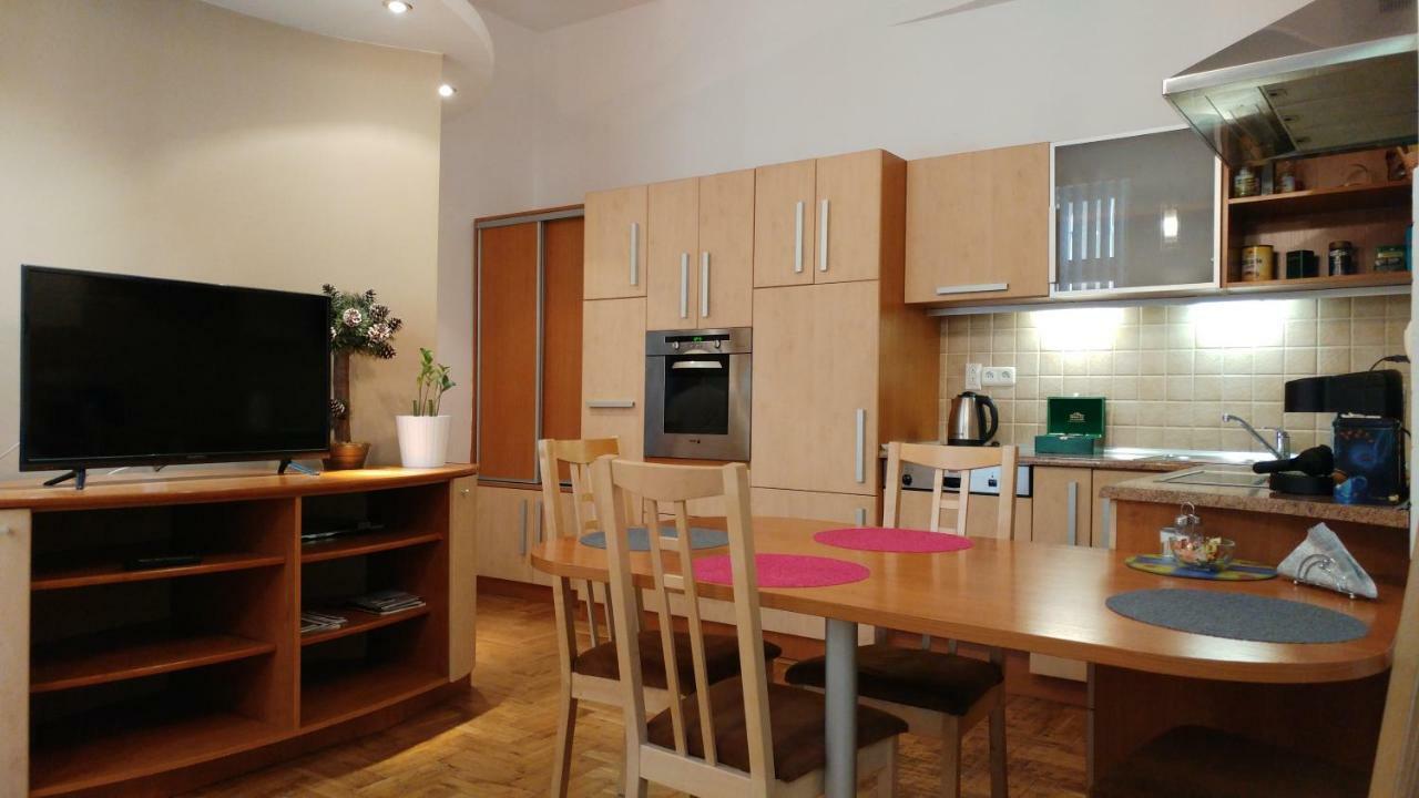 Apartament Avanti Krasków Εξωτερικό φωτογραφία